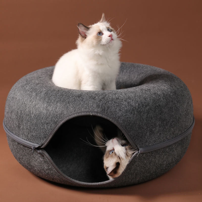 Majestic Donut Cat Bed