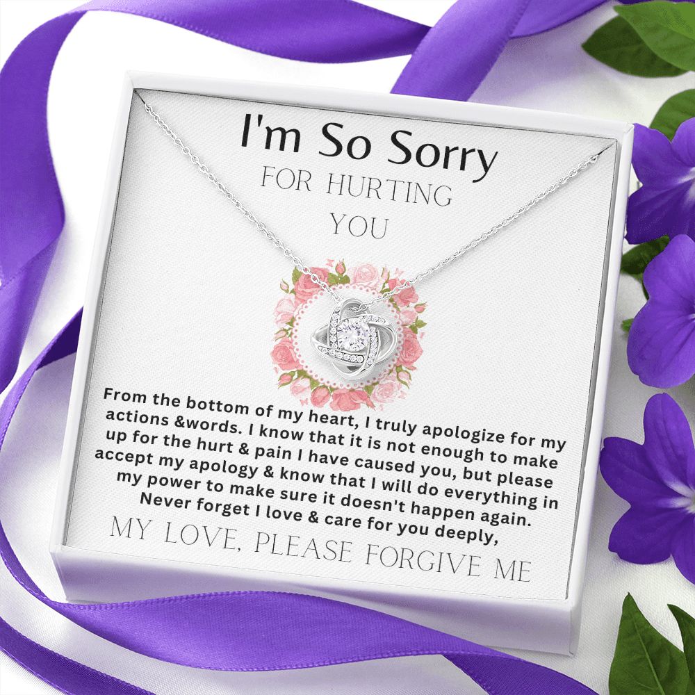 I'm so sorry( white) love knot necklace